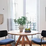 Sceaux - Avec Balcon A Porte Dauphine * Paryż