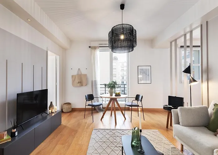 Sceaux - Avec Balcon A Porte Dauphine